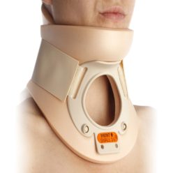   Nyakrögzítő állítható magasságú, merev ORTEL C4 RIGID stoma nyílással