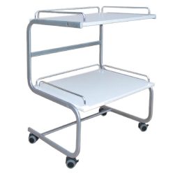 Műszerkocsi korláttal