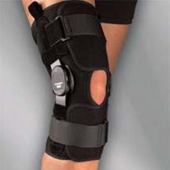 MEDI HINGED KNEE WRAP AIRTEX TÉRDRÖGZÍTŐ
