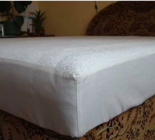 Matracvédő lepedő gumírozott széllel  90x200cm