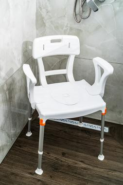Image of KING Szoba WC és zuhanyszék 3in1 háttámlával és karfával