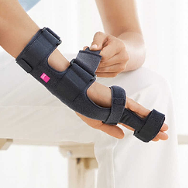 Image of Medi CTS csukló- és ujjrögzítő sín